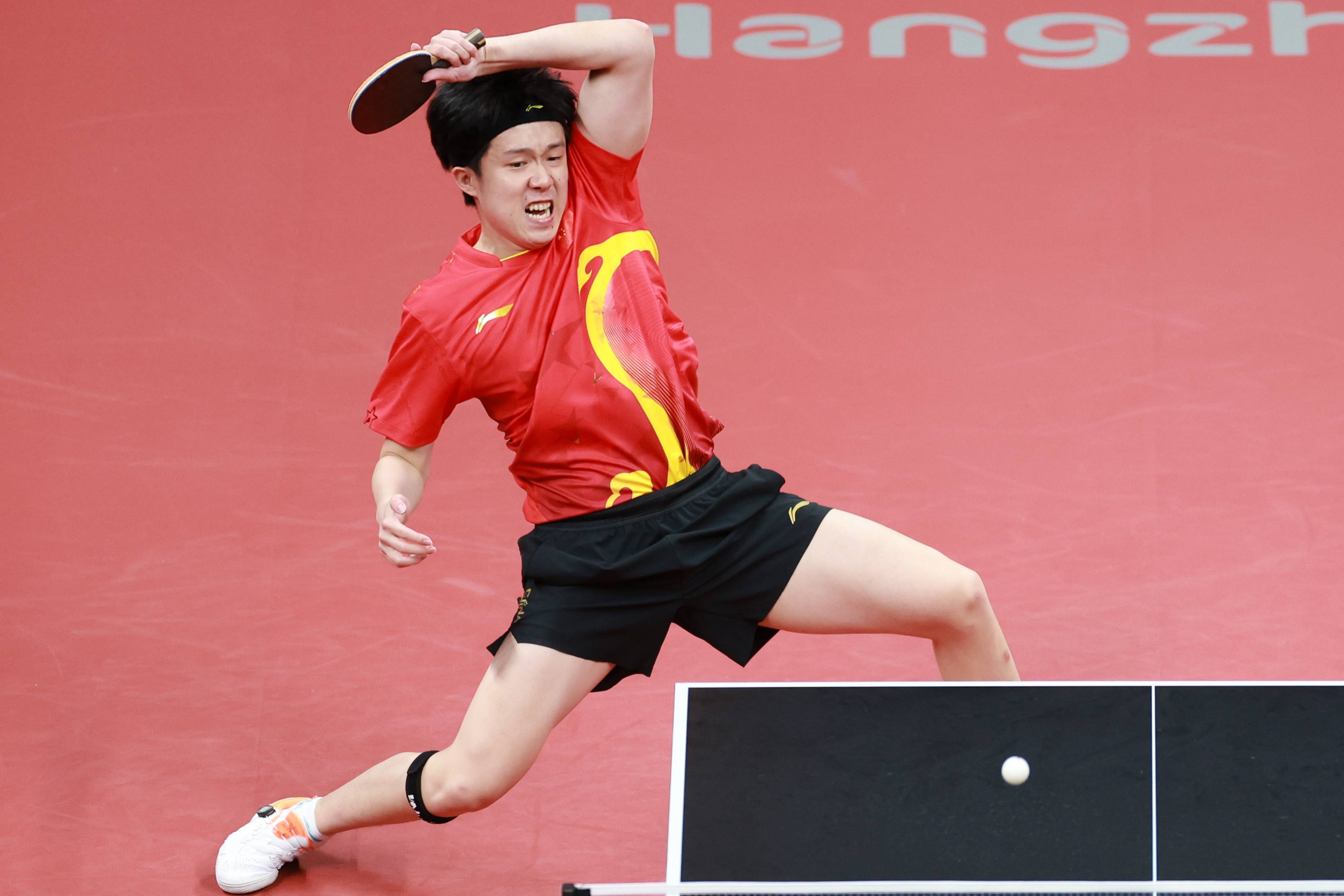 (杭州亚运会)乒乓球——男子单打半决赛:王楚钦晋级