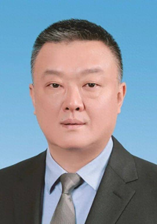 2位厅干履新,"80后"的他升副厅_重庆_区委常委_万州区