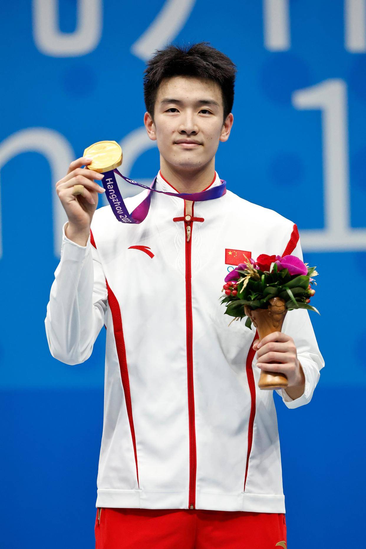 杭州亚运会|李诗沣夺得羽毛球男单冠军_选手_新华社_中国