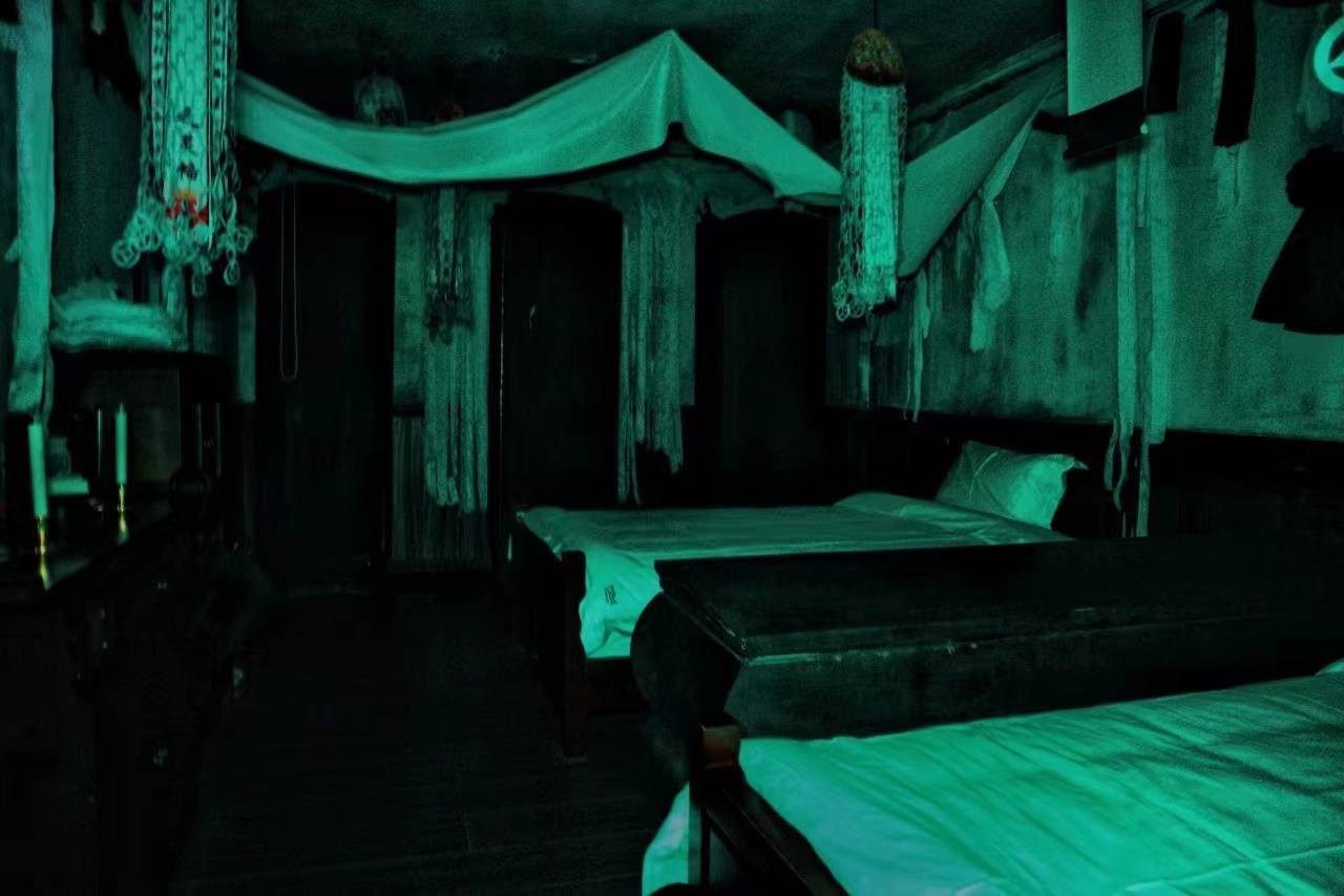 塞西尔酒店恐怖房间图片