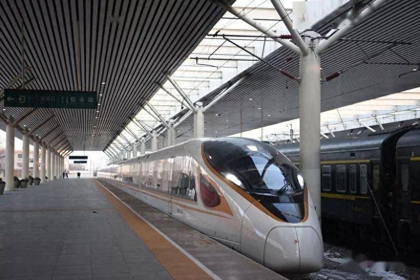 很多呼和浩特人坐过的这趟列车,永久停运!_包头_北京_运行