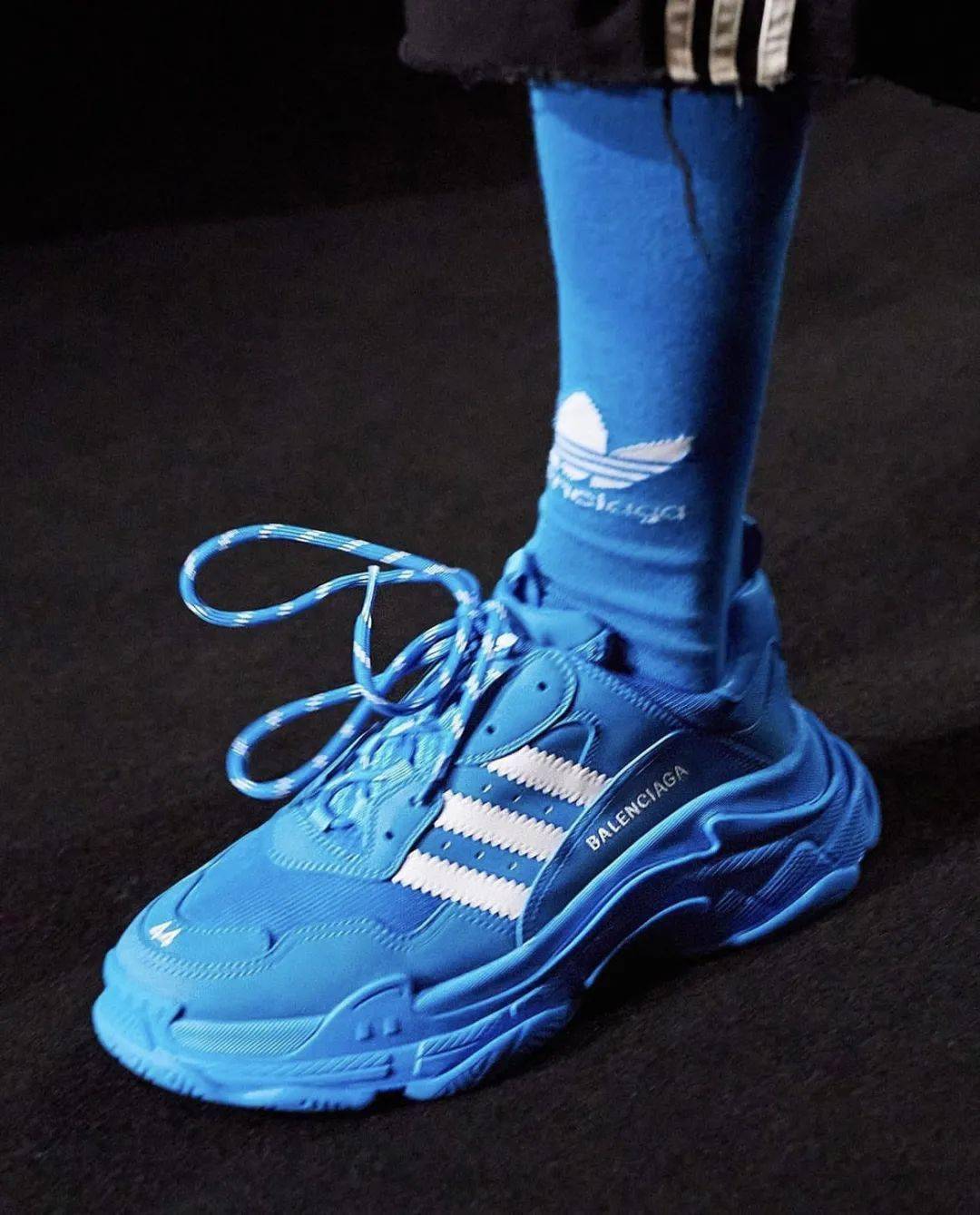 nike 「抢钱天团」该何去何从?_adidas_合作_的设计