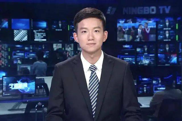 在浙江传媒学院学习期间,何志凌以他的优秀和勤奋