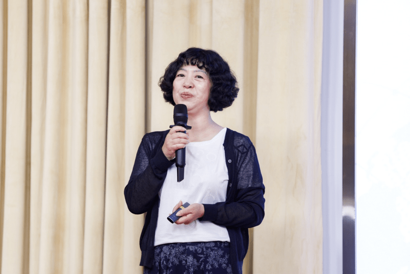 隋桂凤:重庆科学城明远未来小学校长,正高级教师作为一所传承于顾明远