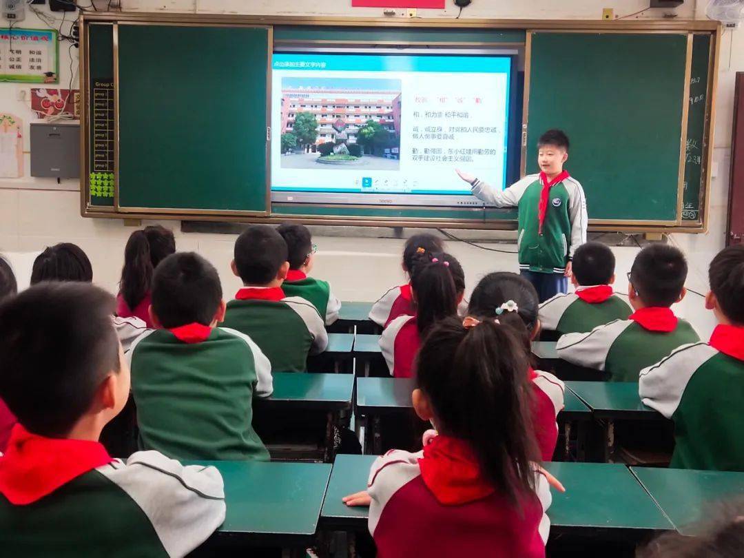 南昌市东湖小学开展文明校园创建宣传普及活动_评比_主题_师生