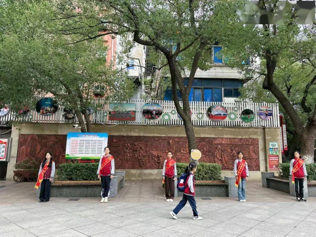 南昌市东湖小学开展文明校园创建宣传普及活动_评比_主题_师生