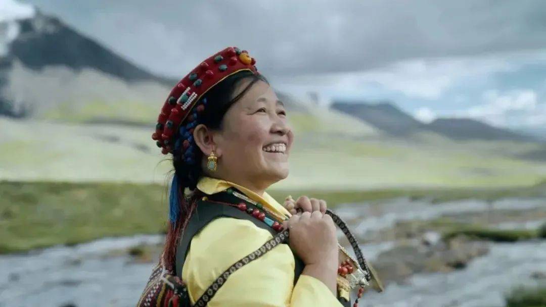 从雪域高原中走出的氆氇_格桑_郭秀玲_工艺