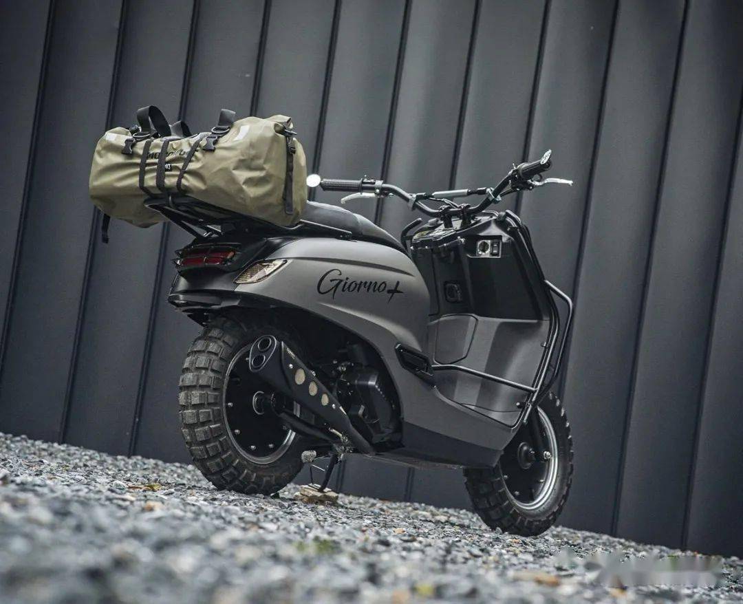 不过这些对于我们国内改装爱好者来说就比较难了,因为这部本田giorno