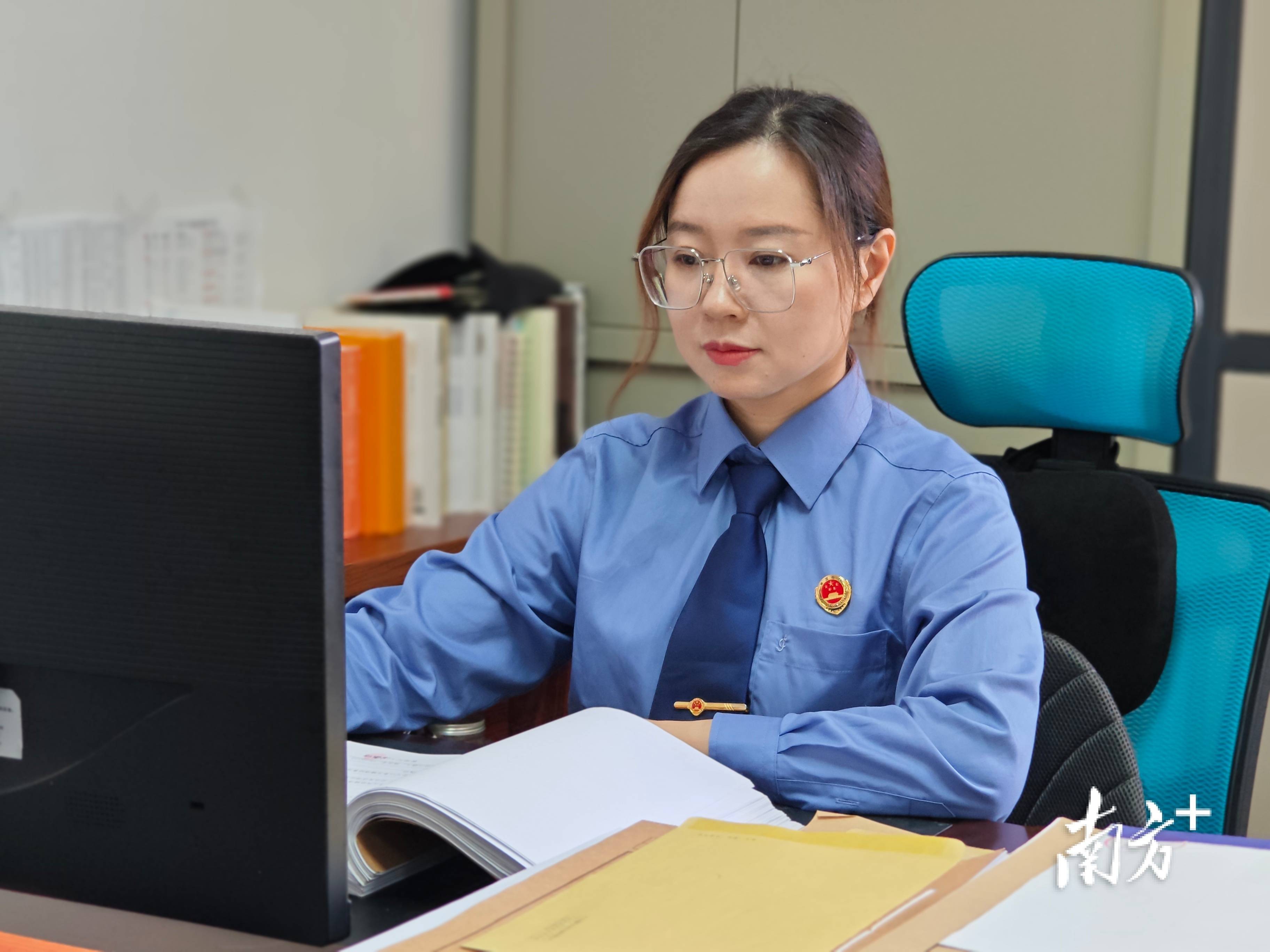 检察官风采丨蓝茜:全力以赴,把每一个案件办到最好