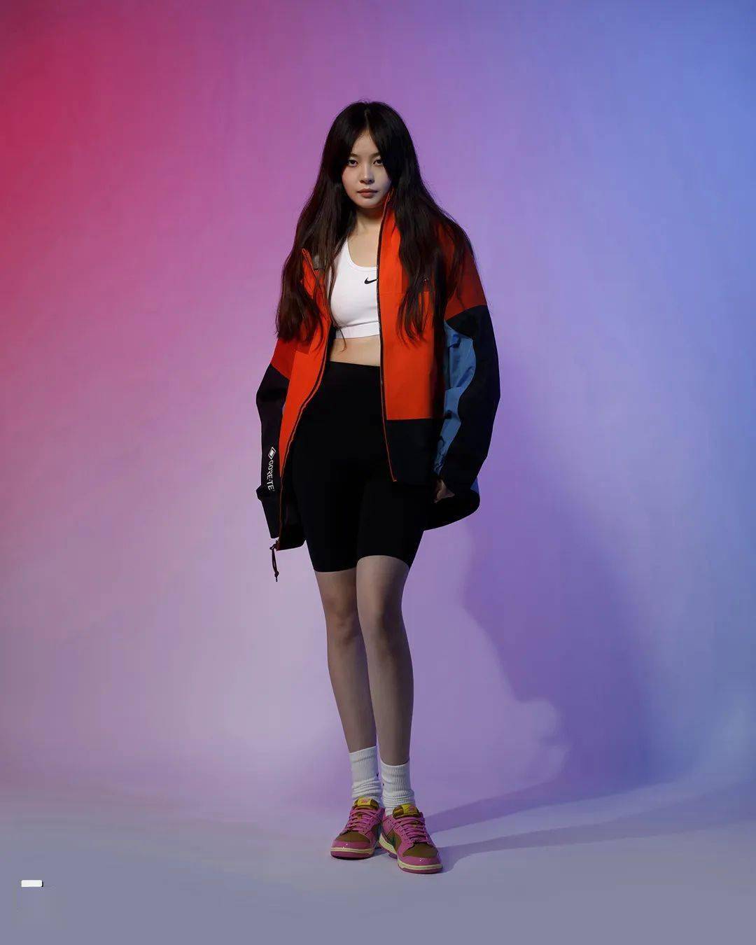 nike "抢钱天团" 又添一员!「专属球鞋」刚刚亮相!内含小姐姐上脚!