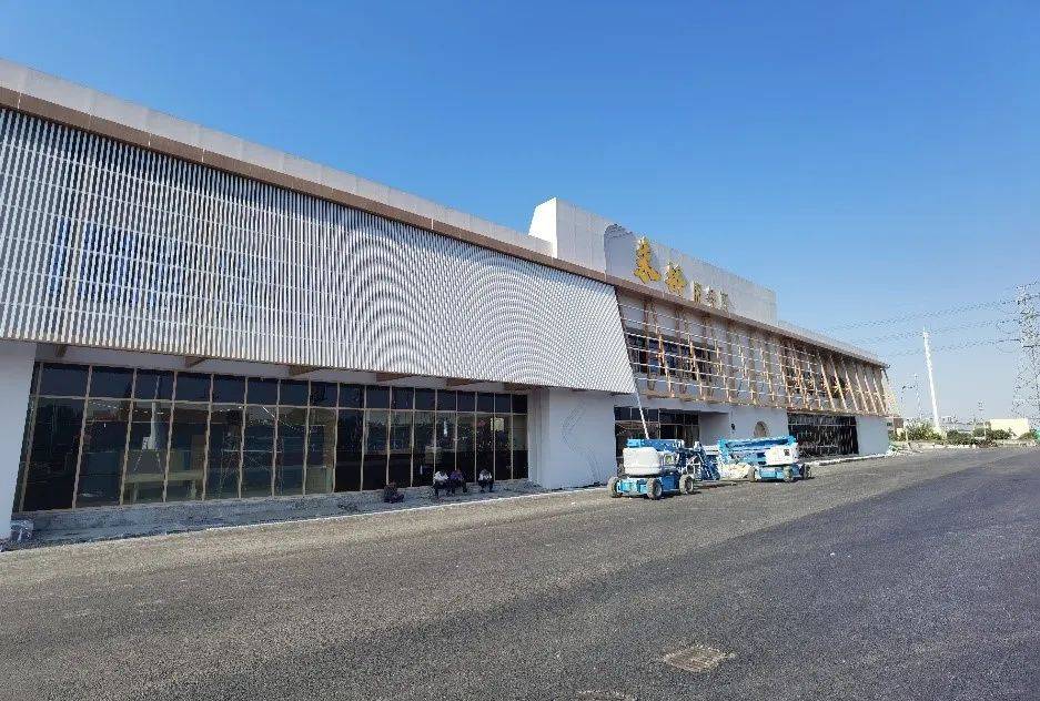 g15沈海高速这个服务区可购物可停车,还有洗浴住宿!