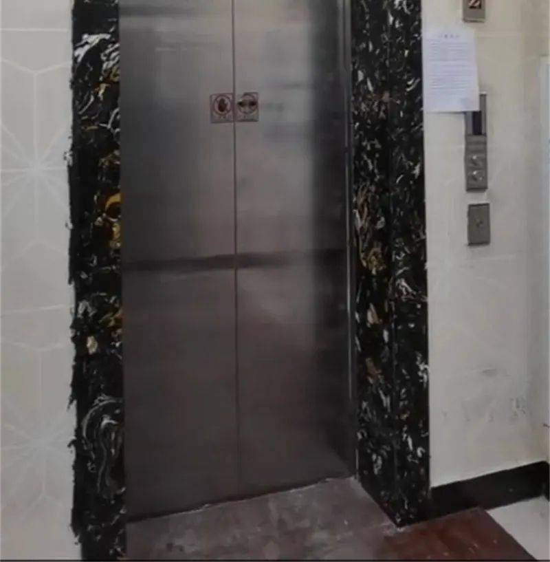 买菜回家爬20多层楼!柳州一小区20部电梯突然停运!