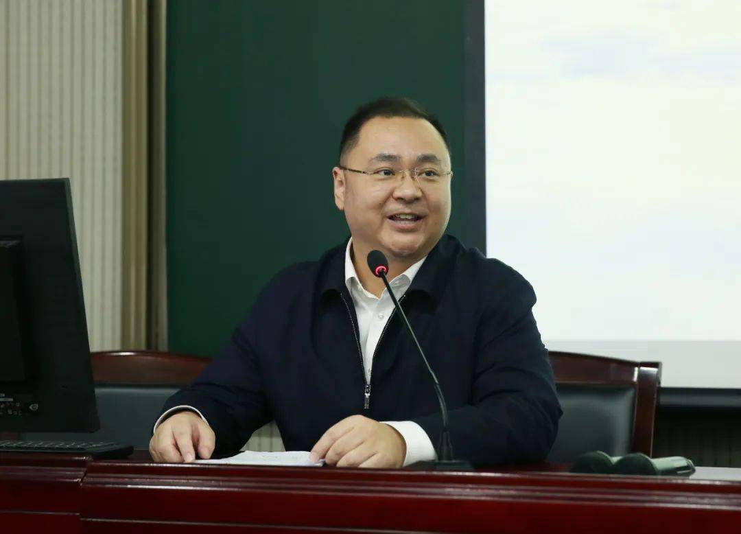 四十年后 再走父亲陈景润的讲学之路_伟先生_数学_陈由伟