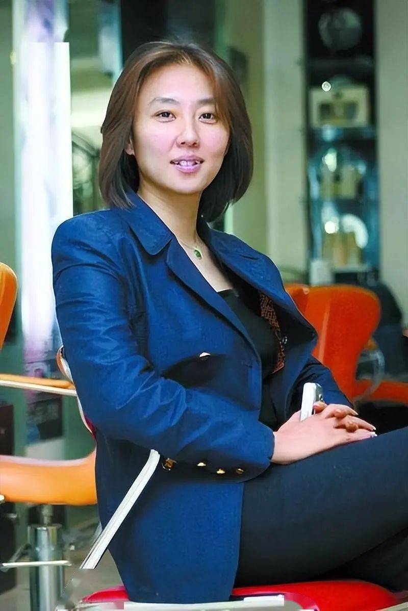 她被立案调查!_杨楠_河南省_足球报