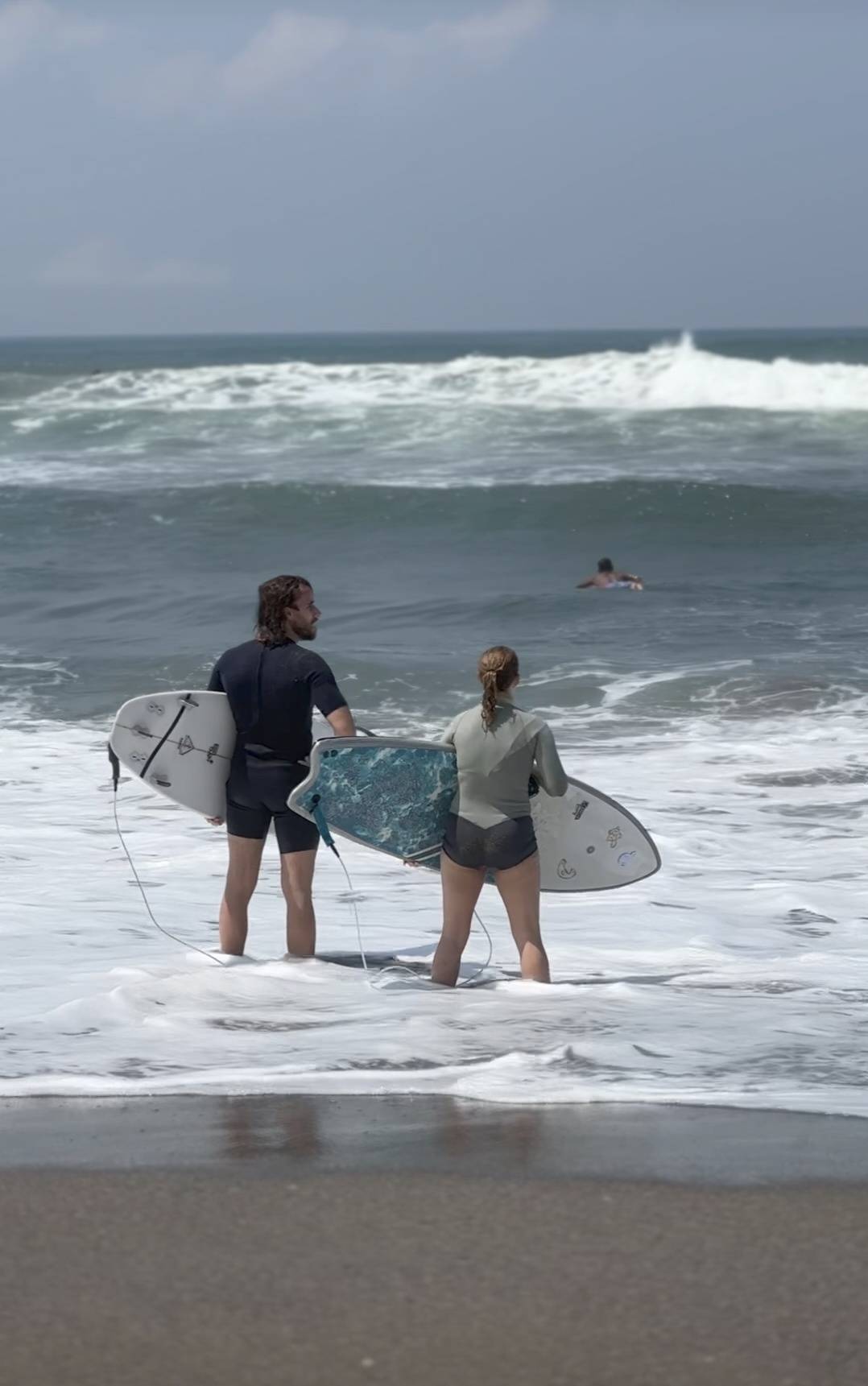 知名网红仲尼被证实在巴厘岛溺亡 当地潜水员:正值雨季 下海游泳非常