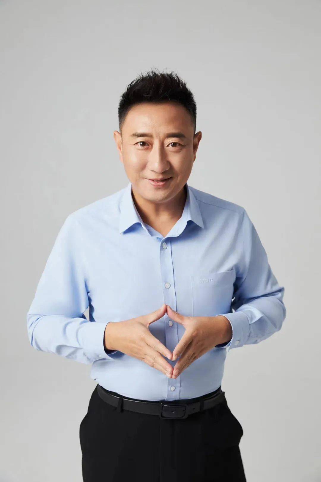 为了保证内容严谨,我请来了成都《谭乔交通》主持人,b站百大up主