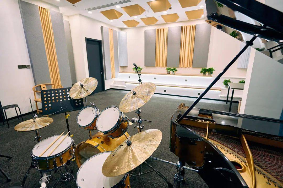 亲子互动视听爵士音乐会跑到耳朵里的动画片来了首首经典