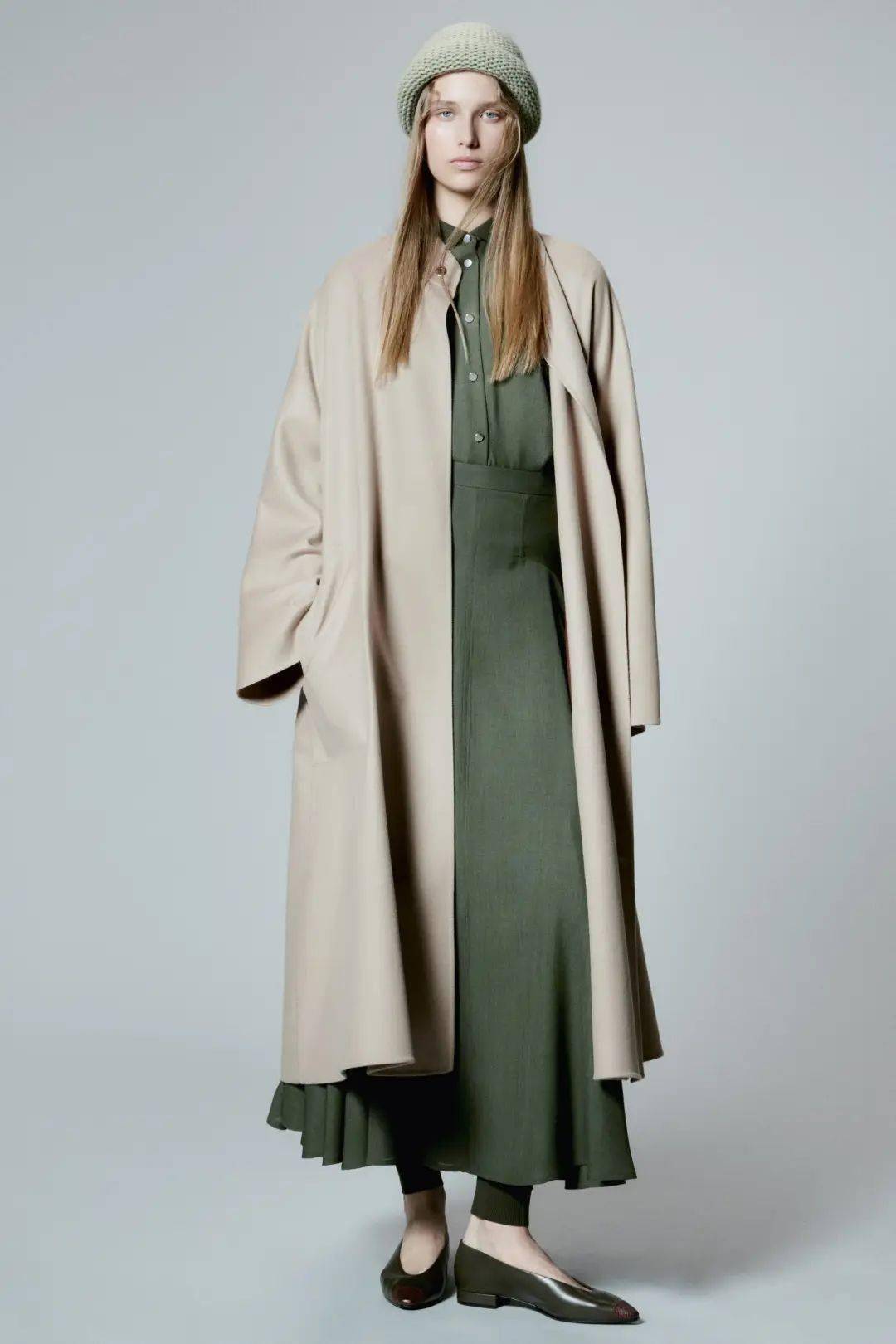 秋冬大地色系太好穿了,显贵显高级_蓝色_自然_色调