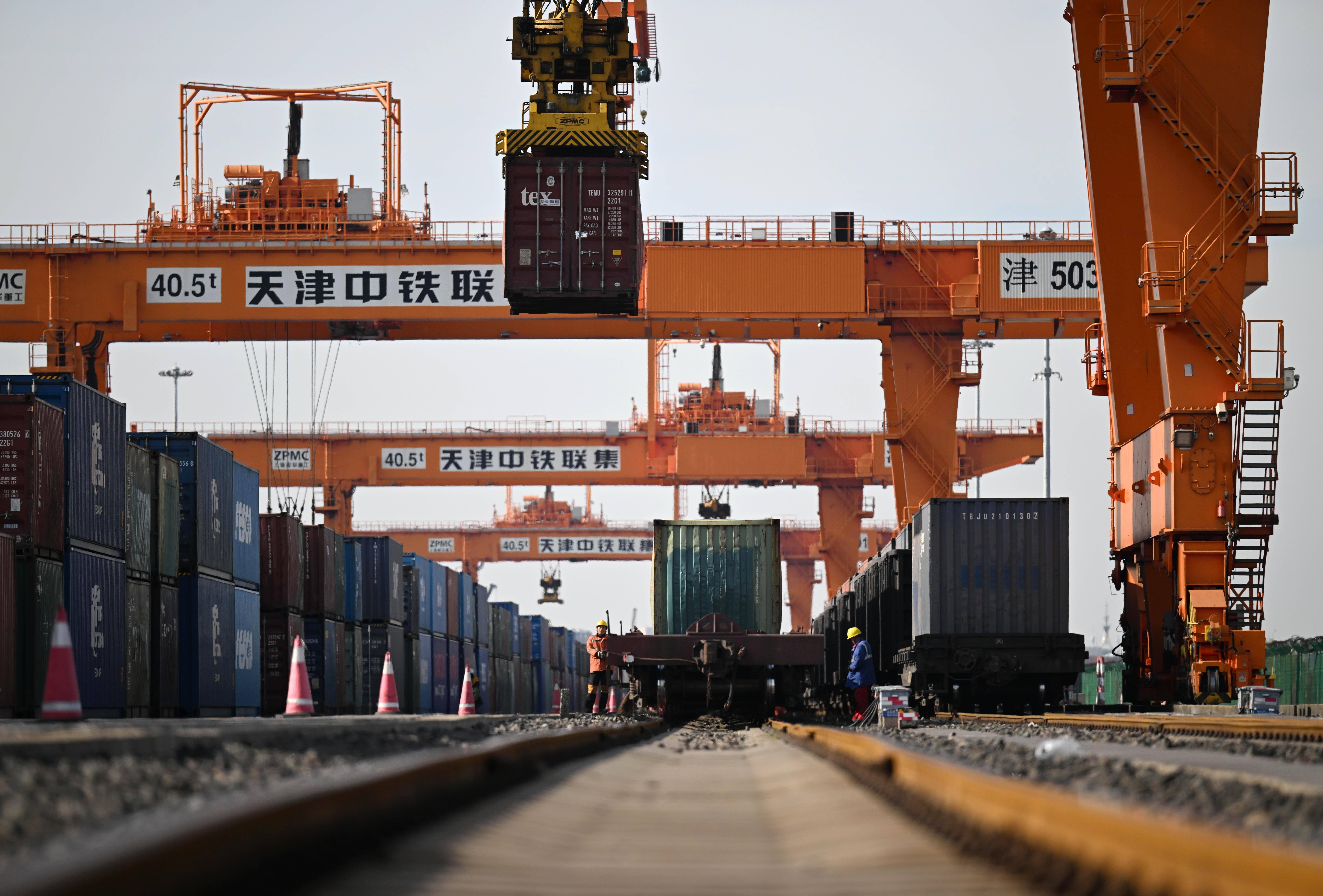 (经济)天津港:发展多式联运 提升港口集聚辐射能力