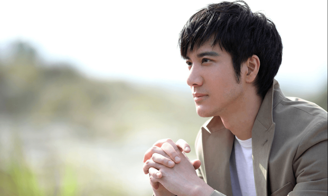 大城小爱 c调吉他谱 |王力宏_全部都是_脑袋_张脸