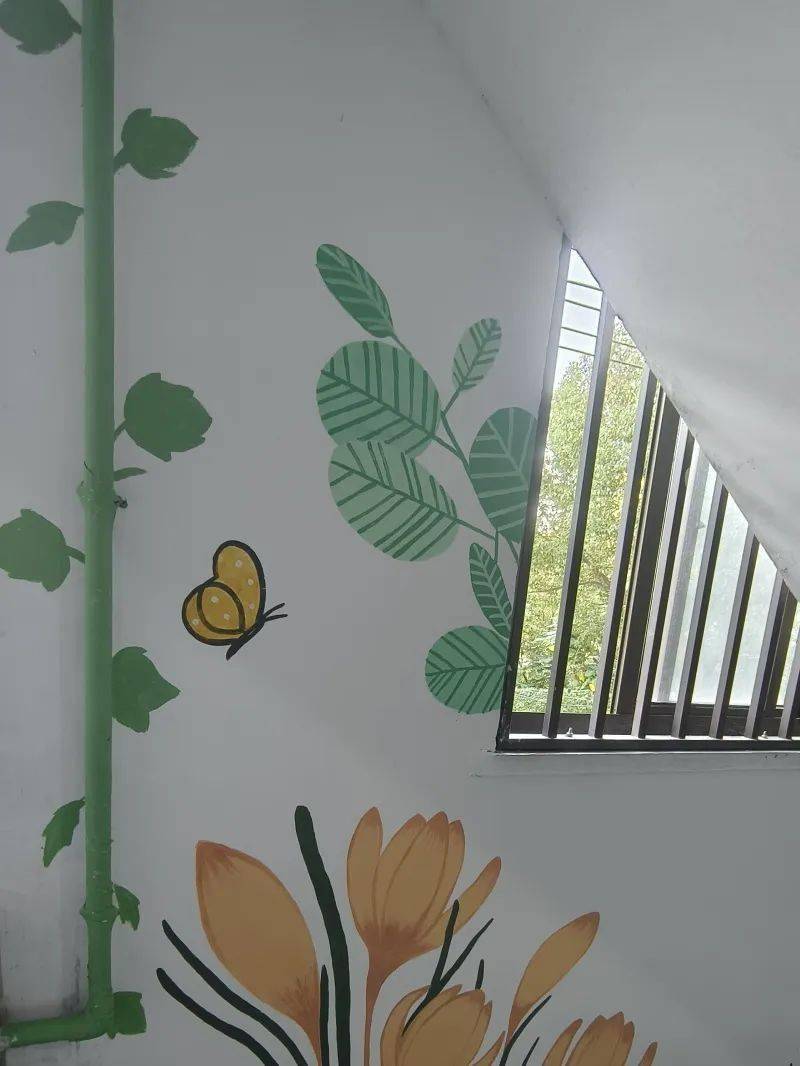 小手绘"大家",墙面彩绘添新颜!_八村_居民_楼道