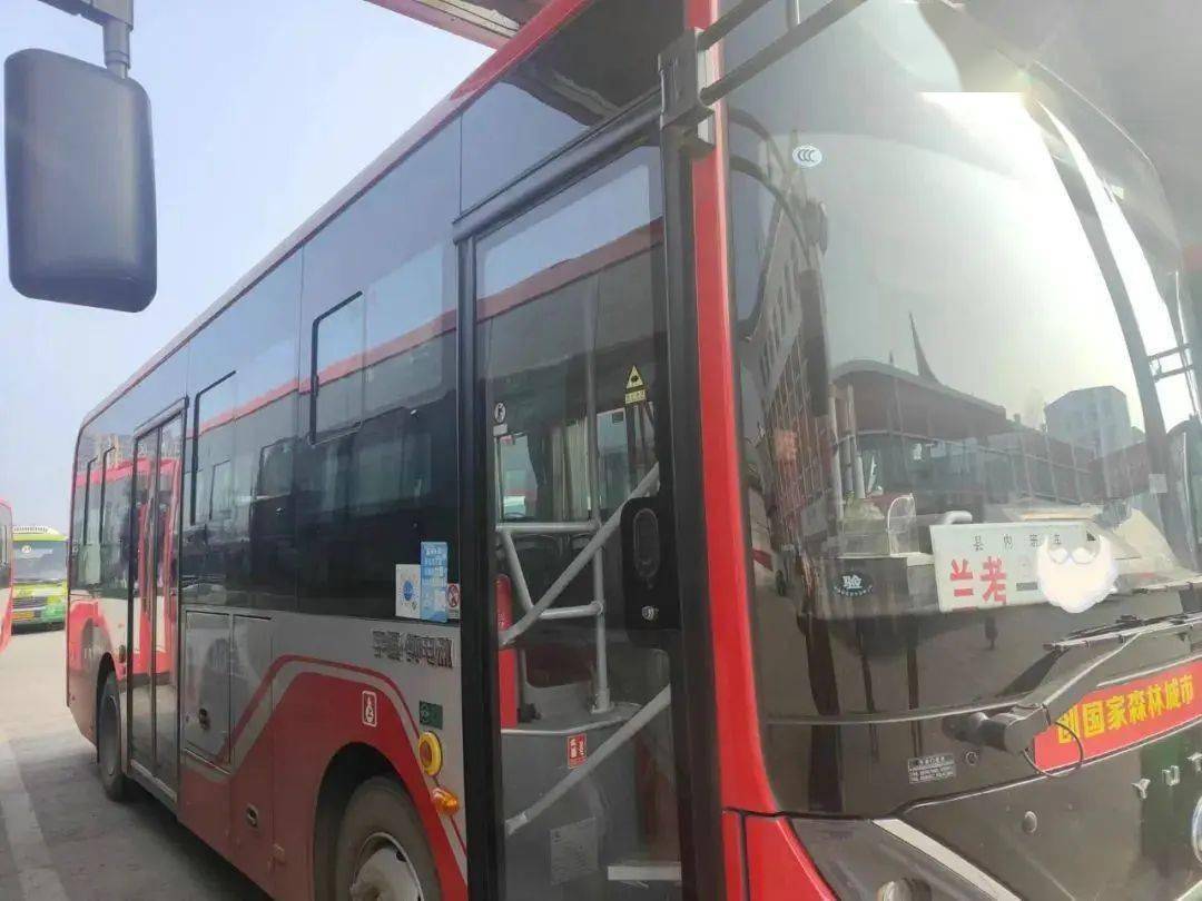 130台城市公交车跑城乡公交线路?被叫停!_运营_运输_车辆