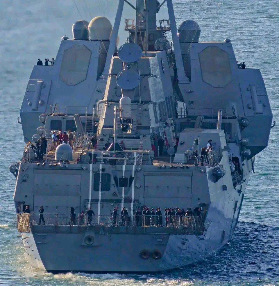 第三十艘052d下水,"小盾"终于占据高位,仍有20年型号升级时间_新型