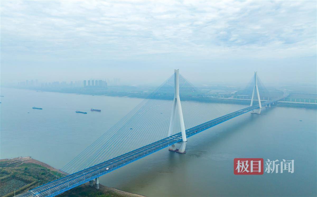 武汉沌口长江大桥图片