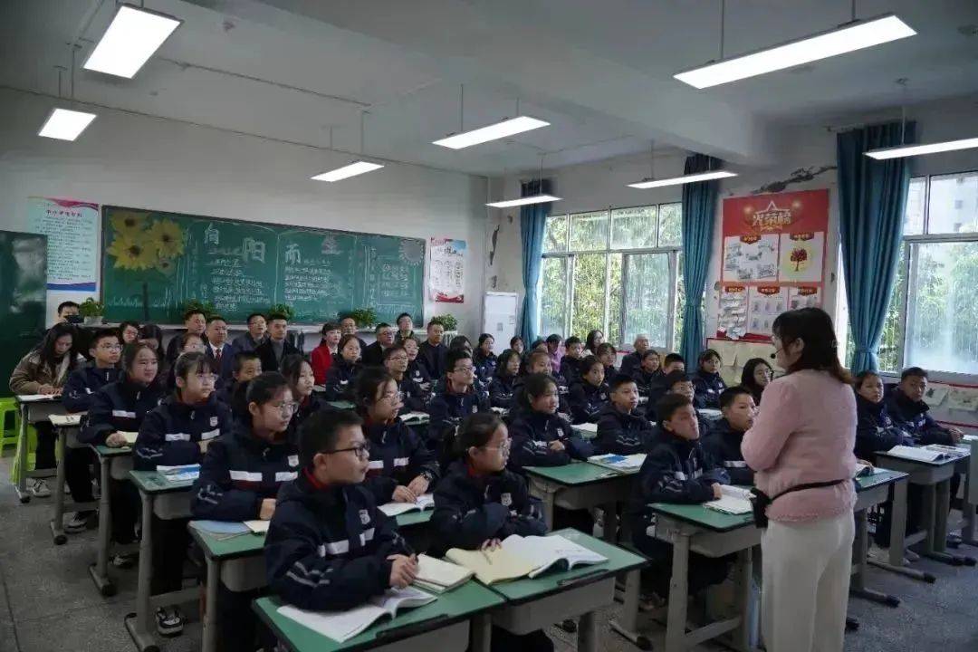 【教育强区】重庆育才中学教育集团来我区开展帮扶活动_达川_教学