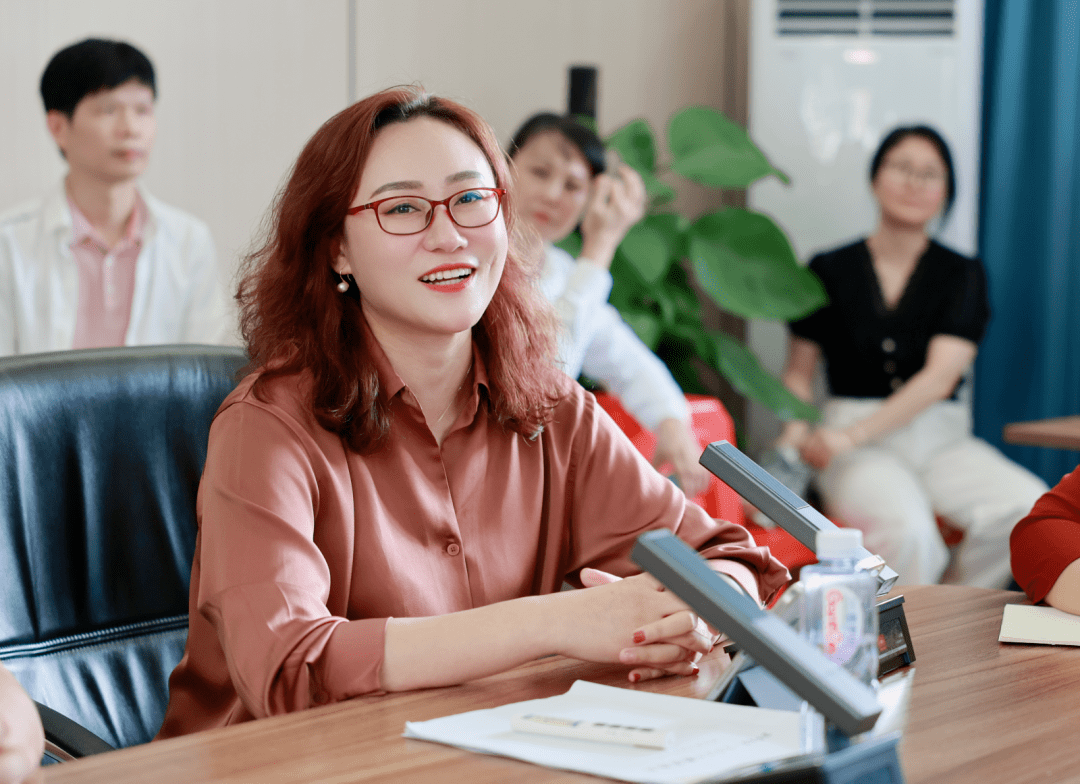 高中音乐中山市第一中学的侯晓倩老师,围绕阅读教学以选择性必修三"
