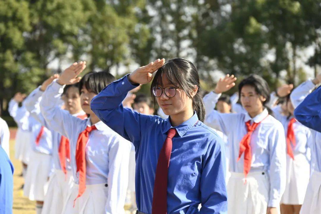 基层声影 | 以吾辈青春,护锦绣中华——香港拔萃女书院到访宋庆龄学校