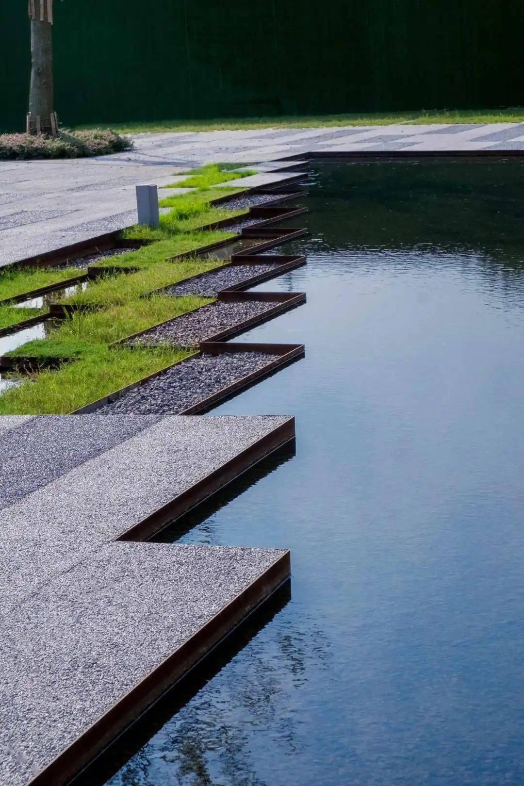 奥雅做的雨水花园,上了热搜!_设计_景观_绿地