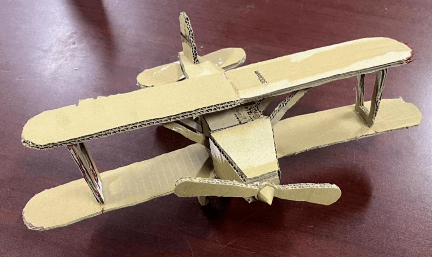 用纸板制作手工双翼飞机航模,简单易得,成本低廉