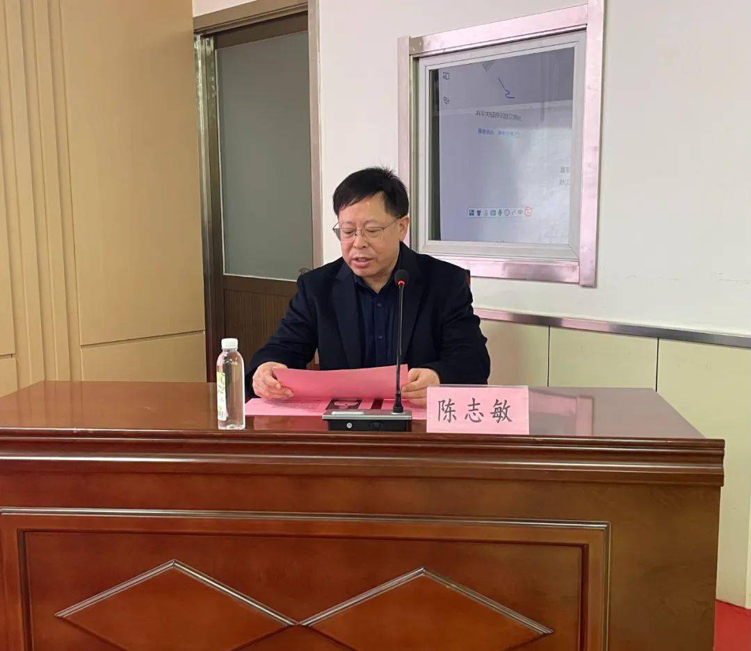 第二时段由河北省眼科医院副书记,院长陈志敏主持河北省人民医院王建