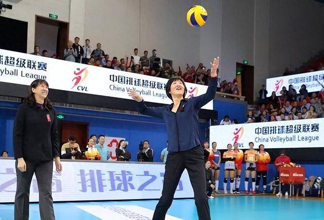 体育总局重大决定,赖亚文激动,郎平重返女排迎转机?_张常宁_中国_朱婷