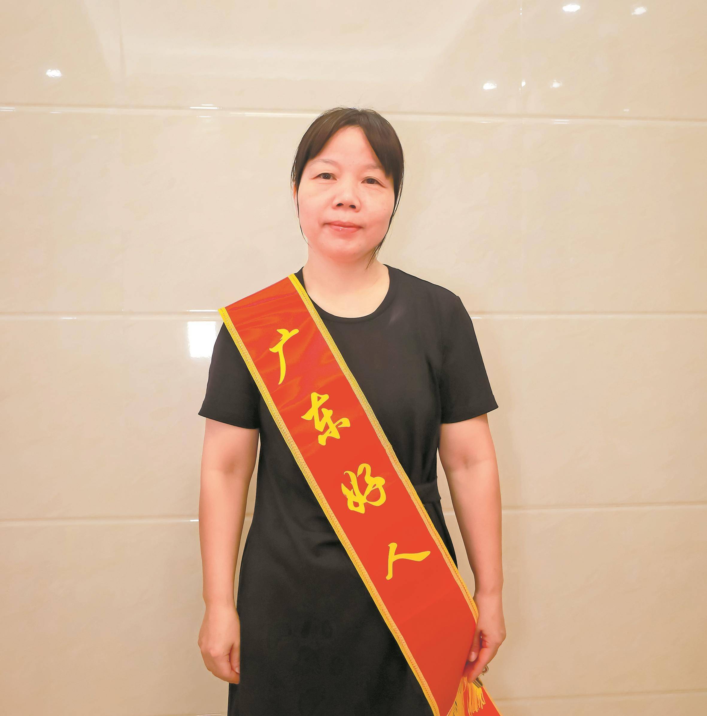 赵丽娟:用爱托起脑瘫女儿的读书梦_池瑛琦_生活_大学