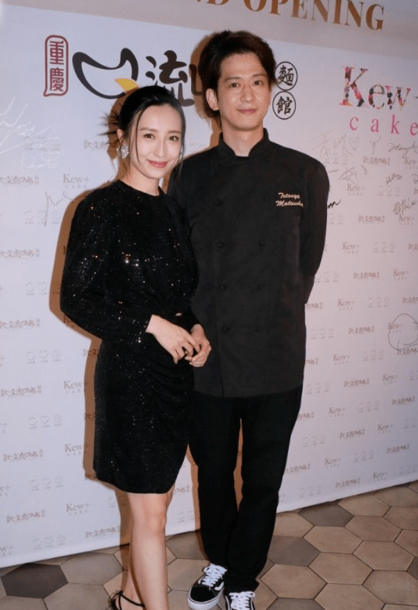 自言已放弃结婚念头:下月就34岁了_龚嘉欣_太太_深圳