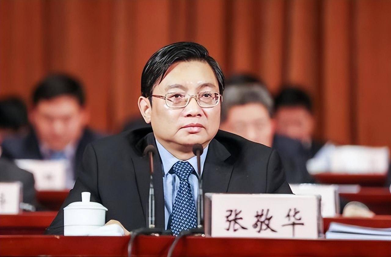 省部级"老虎"首个被指出"搞经济数据造假"的武汉市中级法院认为,被告
