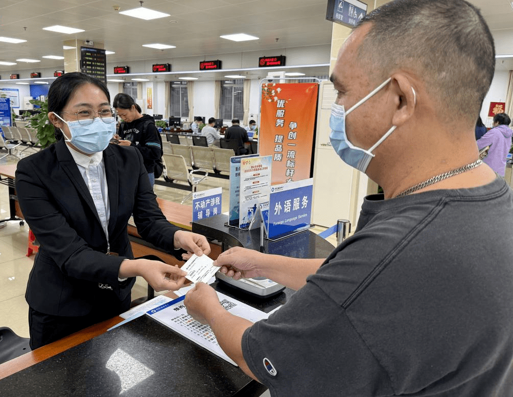 佛山里水镇和顺车站图片