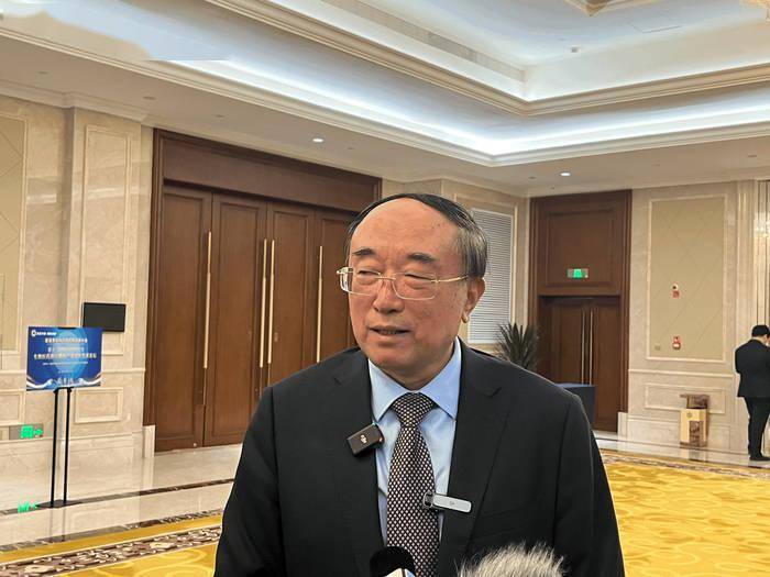 中国工程院院士,山东省医学科学院名誉院长,山东省肿瘤医院院长于金明