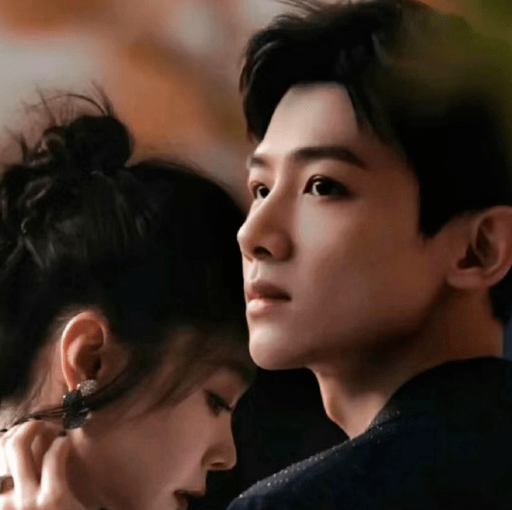 也有瓜众好奇,白敬亭和宋轶是不是真的分手了,据小扒所知,目前还是在