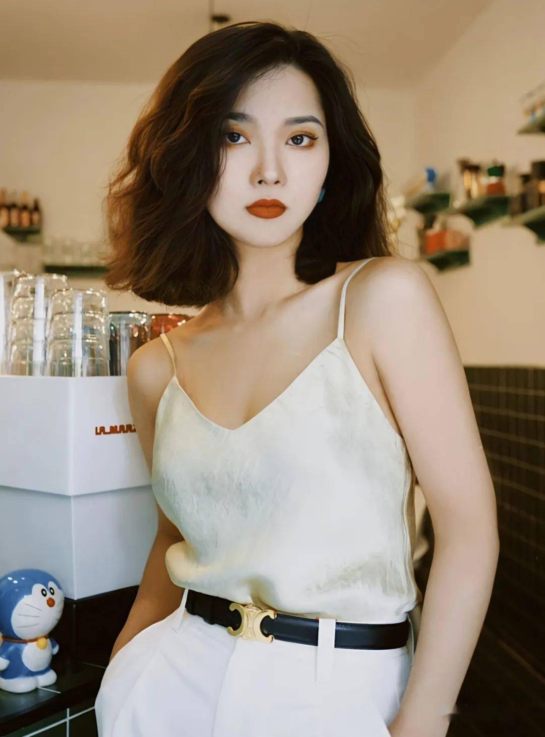 "秋冬港风短发烫",让你美到爆_时尚_发型_个性化