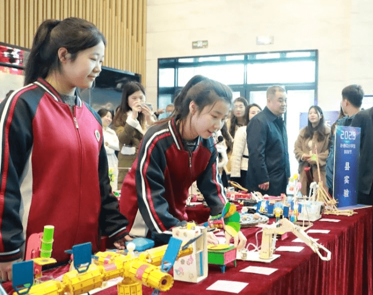 叶县昆北新城实验学校图片