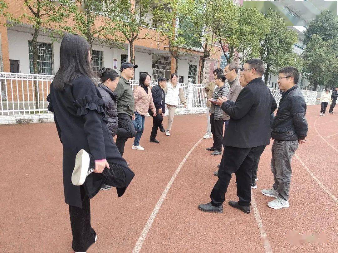 洪江一中开展教师体能测试_怀化市_学校教师_项目