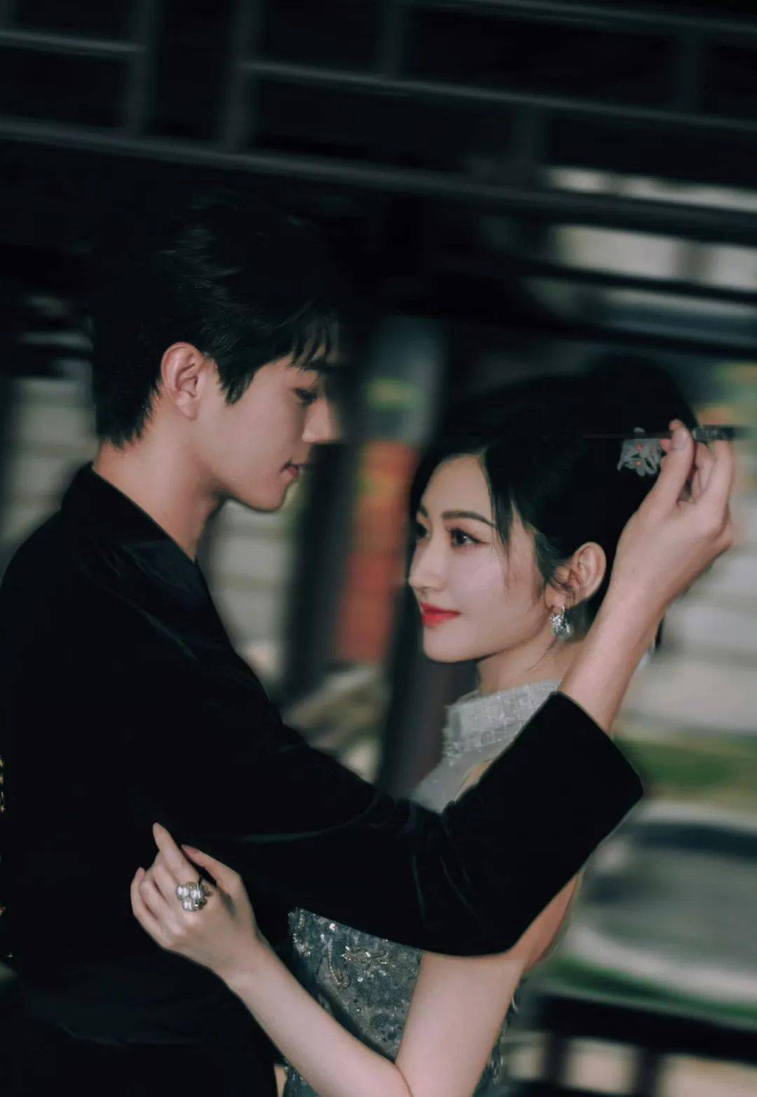 景甜和圈外男友分手?棣欣引力拍婚纱照?颖儿养软饭老公?