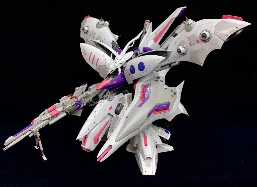 哈曼的女王专机,专属白色的高贵夜莺