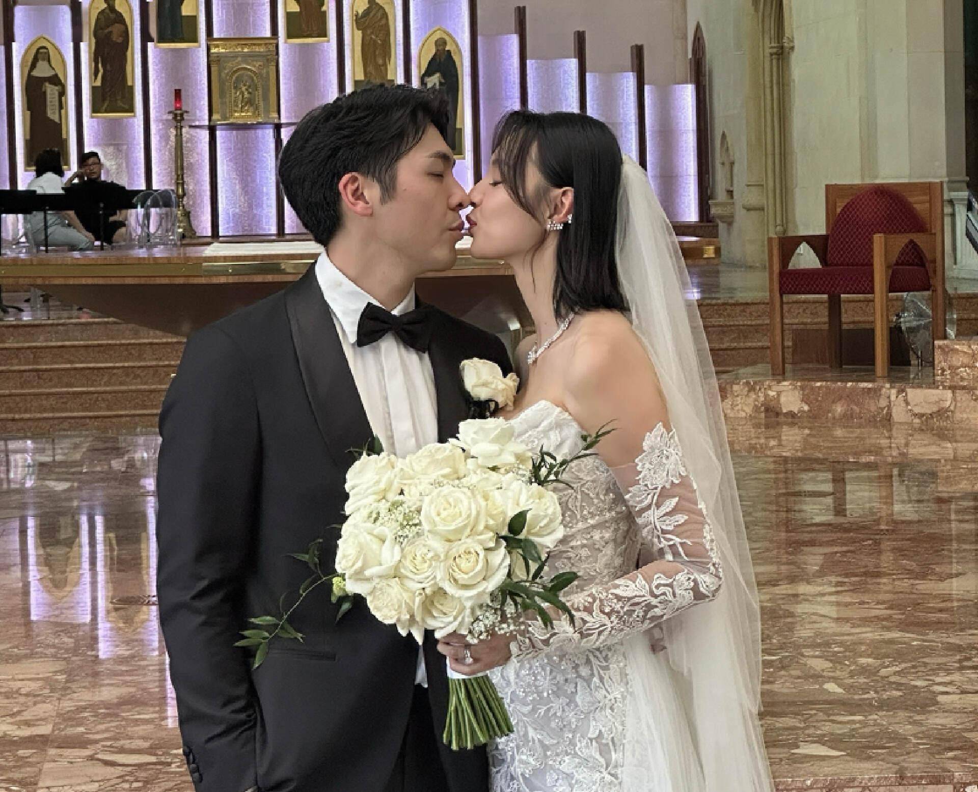 女星与丈夫补办婚礼,未婚先孕做单亲妈妈多年_王丹妮_罗孝勇_高海宁