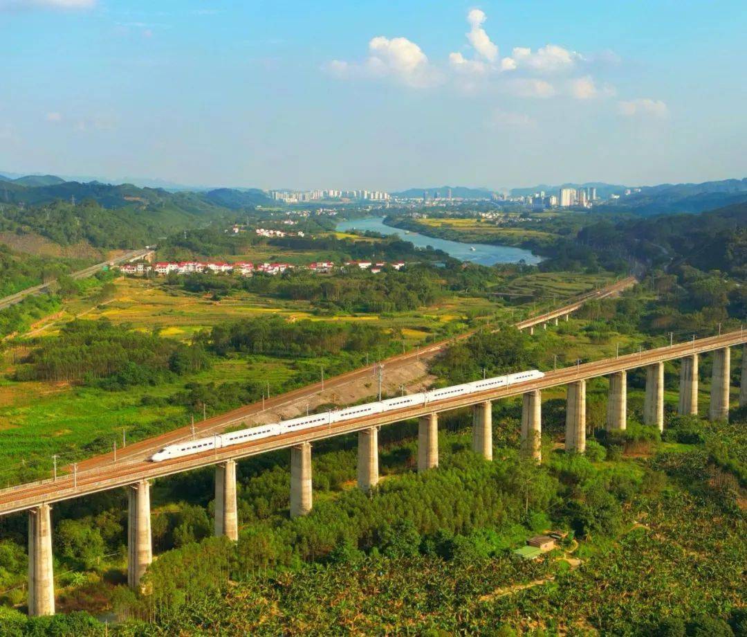 桂百铁路 河池图片