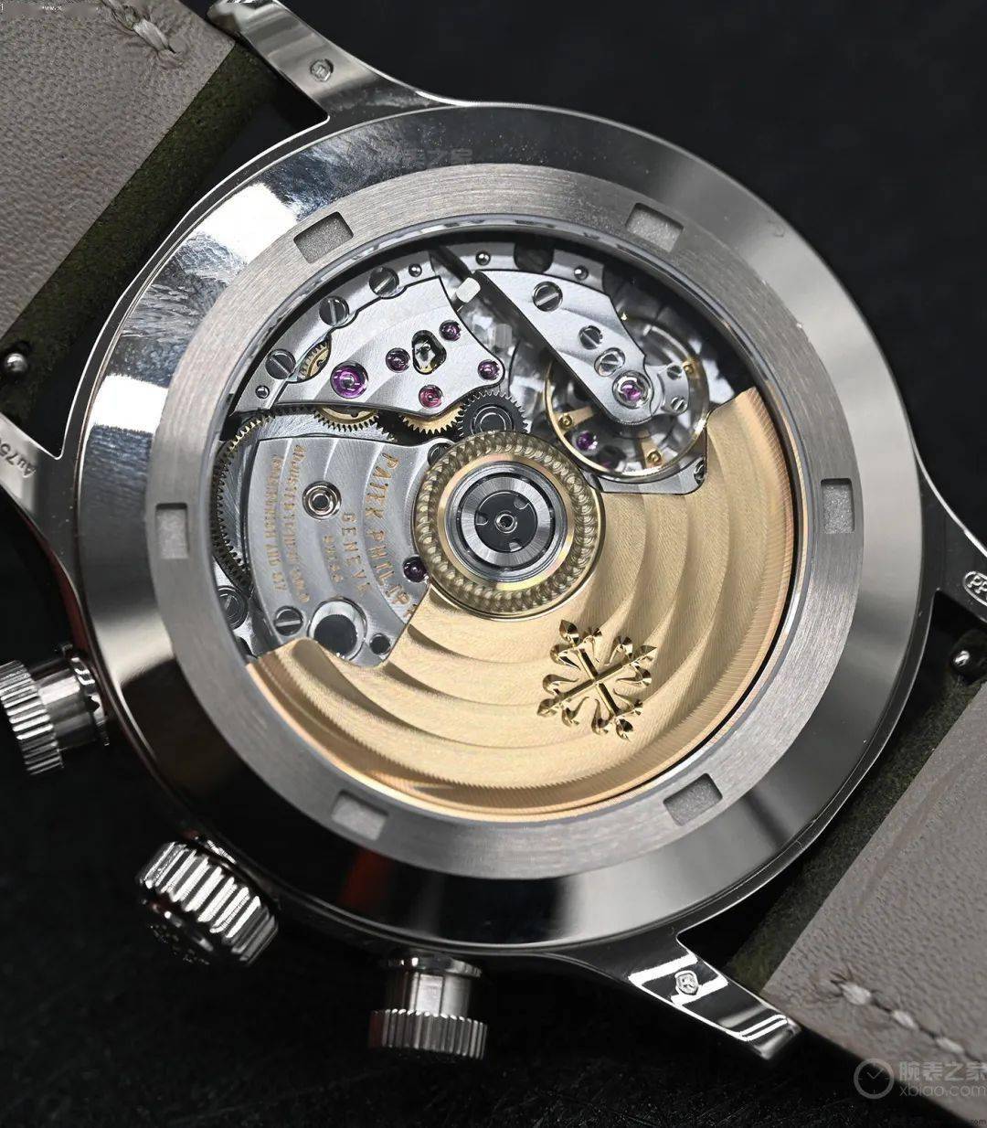 公价67万,飞行表中的天花板长什么样?_百达翡丽_两地_机芯