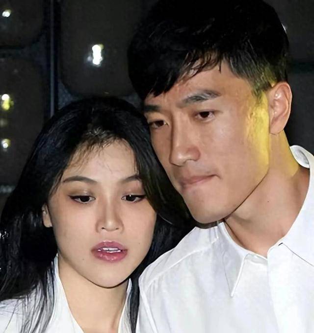 刘翔与葛天离婚后的八年人生道路大不同一个重获荣誉一个淡出视线